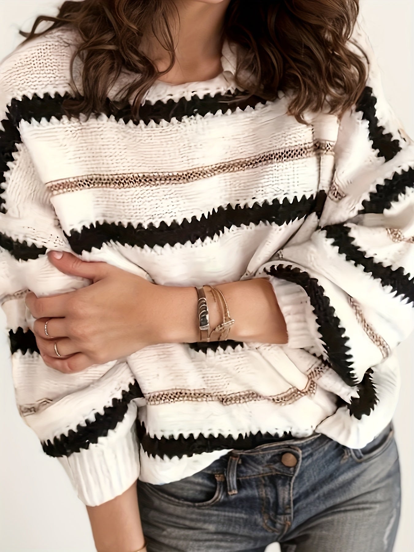 Women’s striped knitted pullover sweater