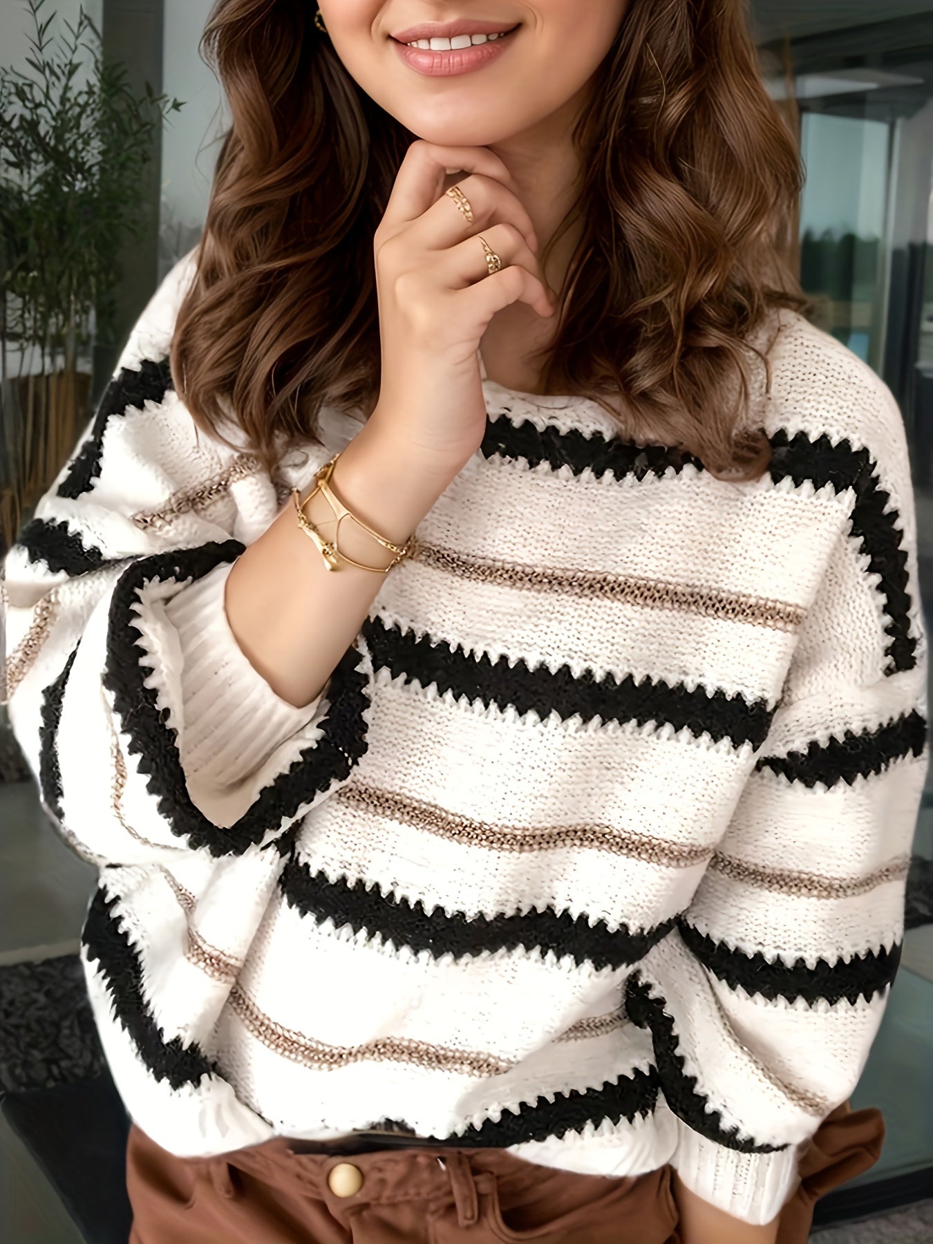 Women’s striped knitted pullover sweater