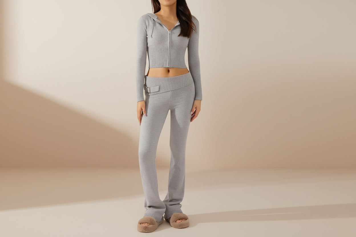 Women’s Knitted Hooded Two-Piece Set – Cardigan & High-Waisted Pants Suit in light gray, comfortable and stylish daily wear.