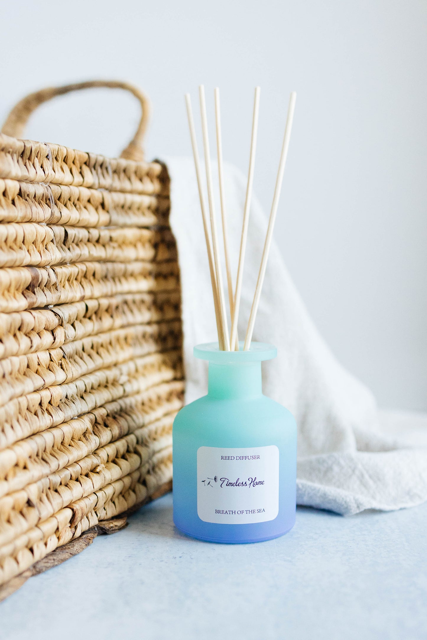 Reed Diffuser - Breathe of The Sea in frosted glass with reed sticks, luxurious and long-lasting fragrance, natural scenting solution