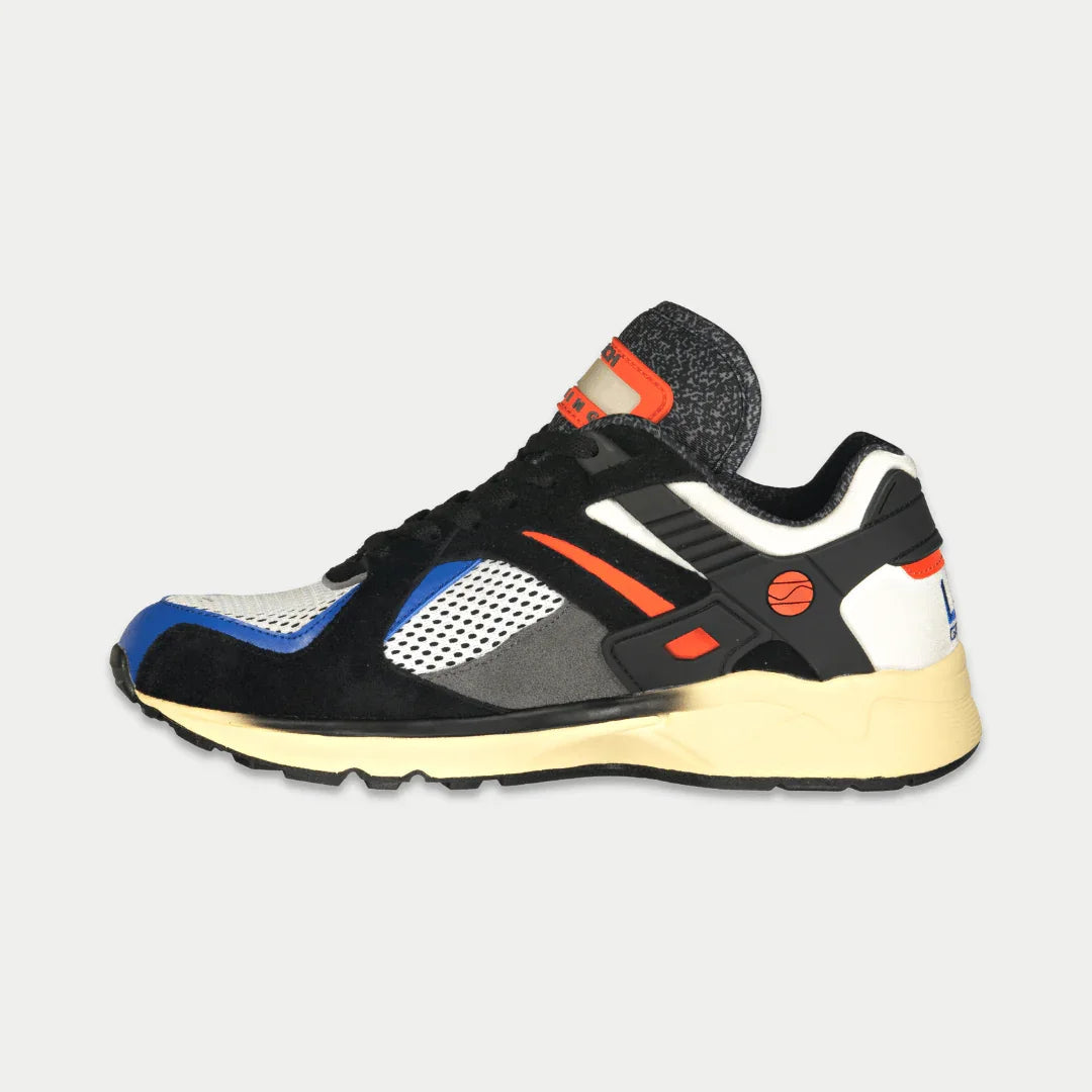 LA Gear Men's Catapult Light-Up Lowtop in Black x Orange featuring iconic 90s design with comfort gel sock liner and genuine leather.