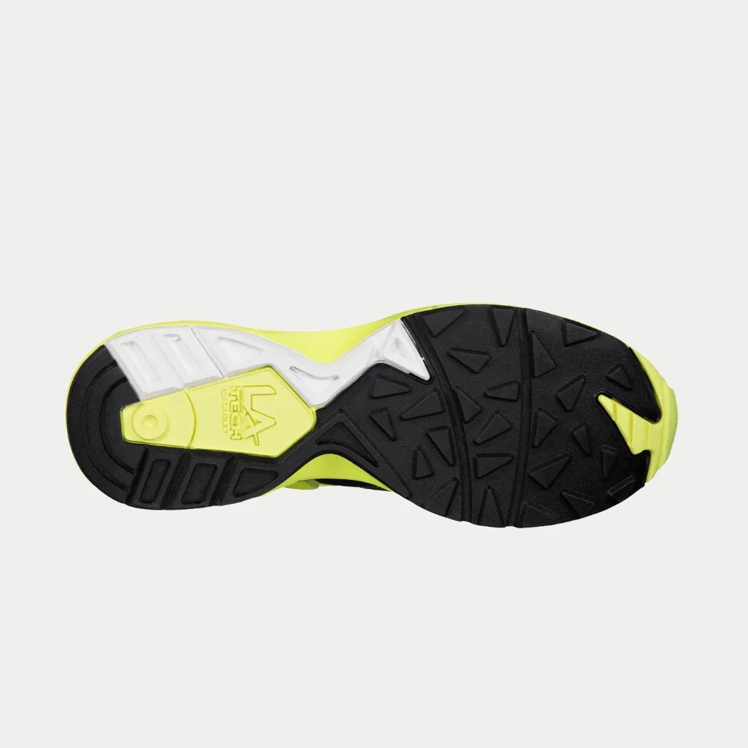 Sole view of LA Gear Men's Catapult Light-Up x Glow Lowtop in Neon Yellow x Black showcasing grip and design.