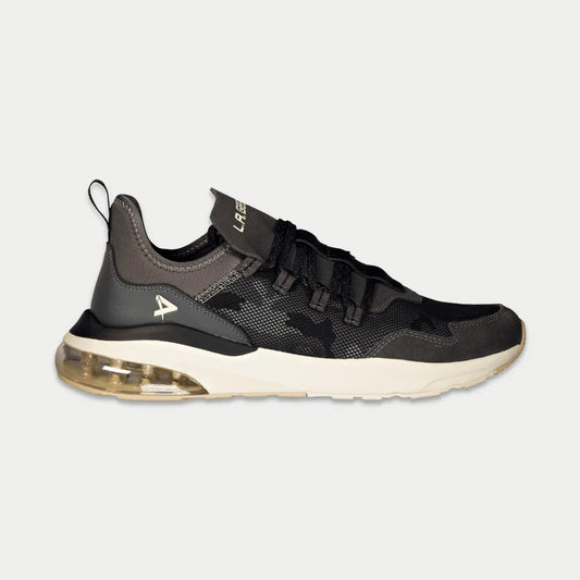 LA Gear Men’s Runyon Lowtop | Black x Gray with breathable mesh, suede tongue, and gel outsole for comfort and style