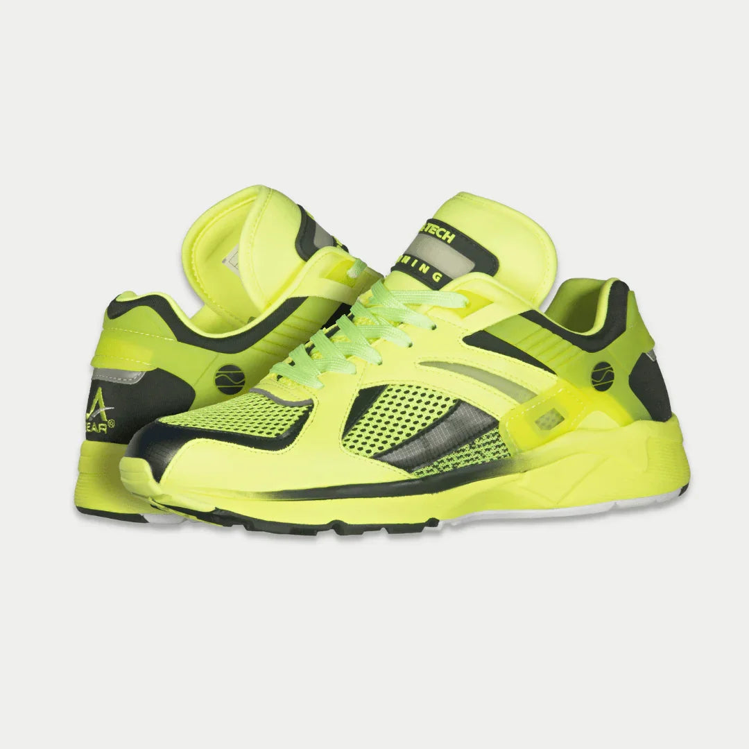 LA Gear Women's Light-Up x Glow Lowtop | Neon Yellow x Black sneakers with iconic 90s design and glow-in-the-dark detail