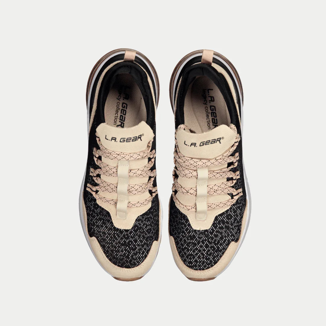 Top view of LA Gear Women’s Runyon Lowtop | Black x Pink sneakers showcasing mesh and suede design.