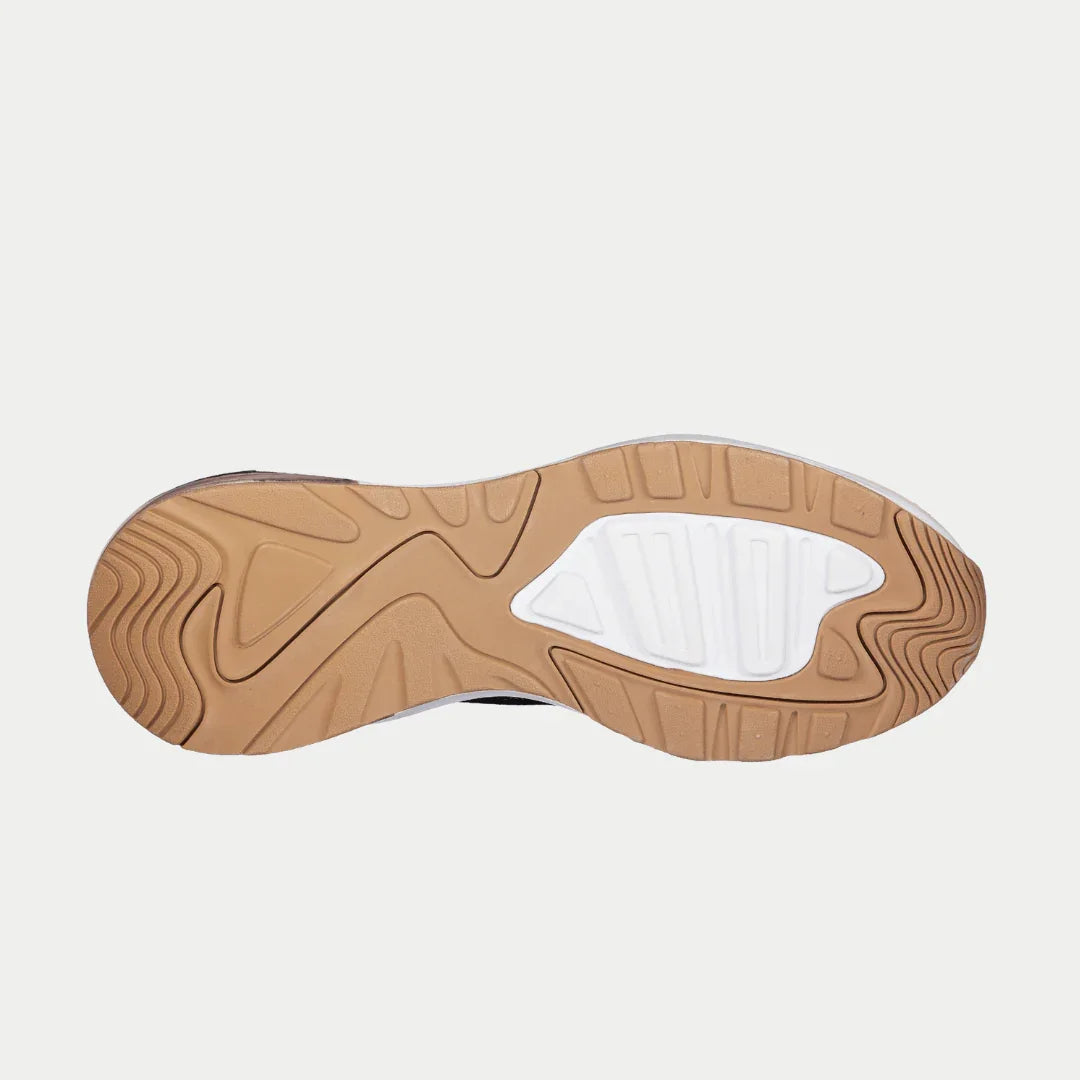 Outsole of LA Gear Women’s Runyon Lowtop | Black x Pink showing cushioned gel support.