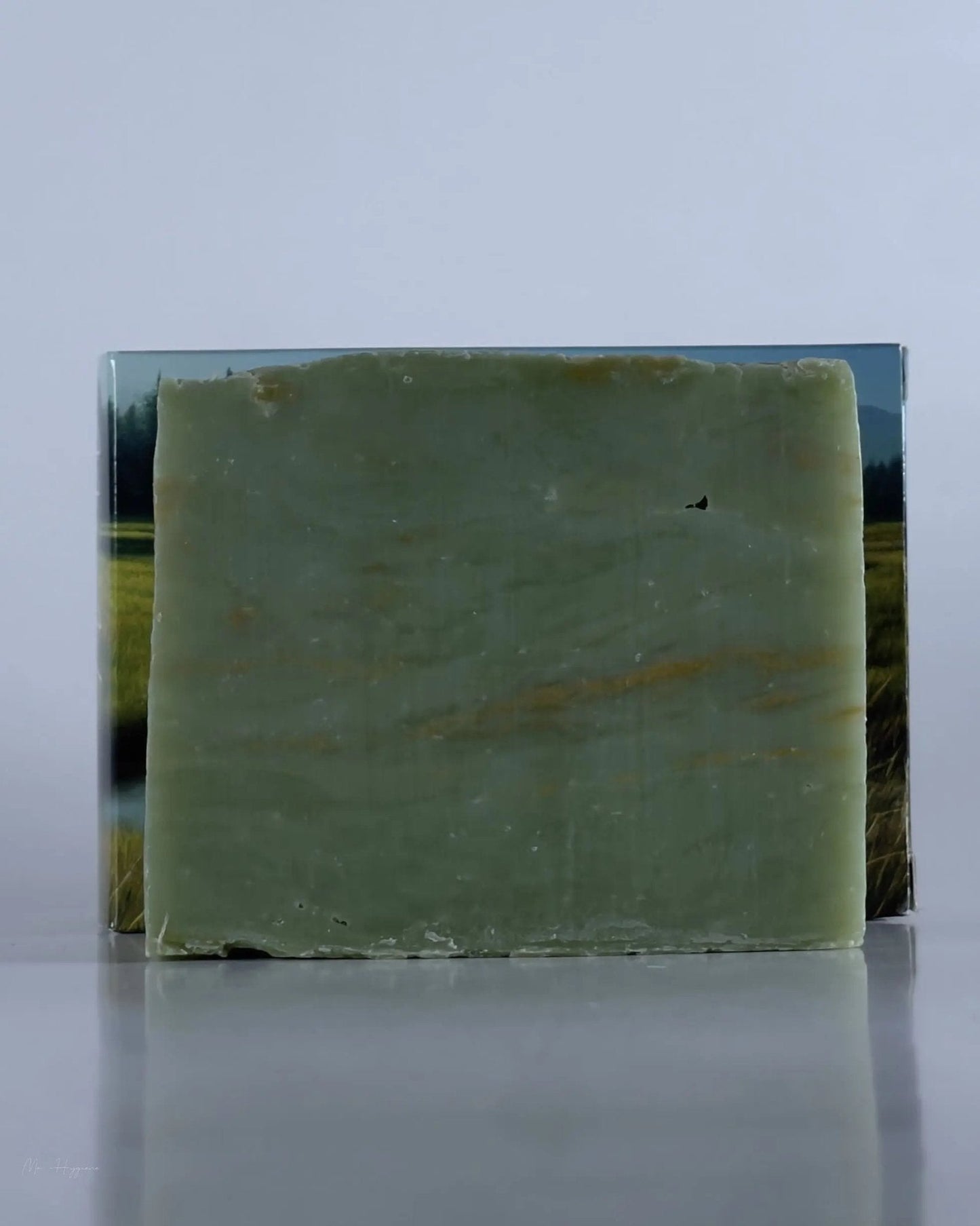 Nature’s Breeze Bar Soap for Men, natural ingredients, deep cleansing, hydration, premium grooming product.