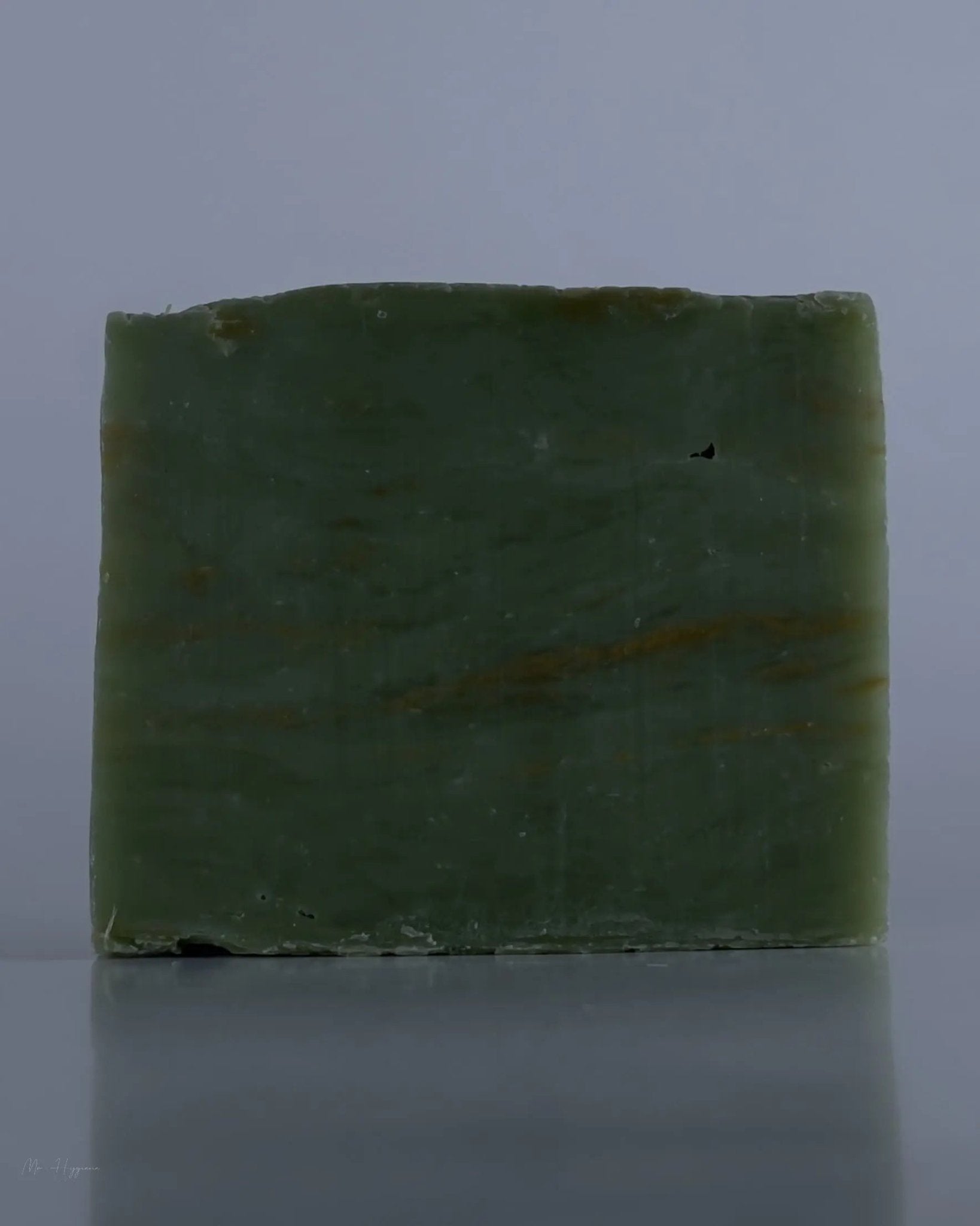 Nature’s Breeze Bar Soap for Men - Natural green soap square for deep cleansing and hydration