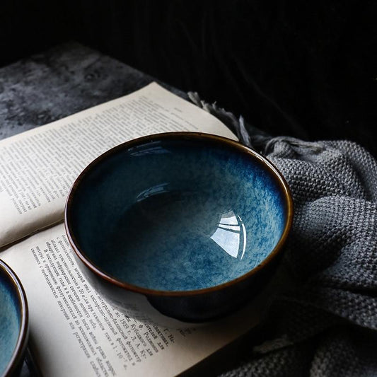 Ceramic Eye Of Cat Bowl with blue glaze, ideal for ramen and dinners, eco-friendly, under glazed, single production, 1L capacity.