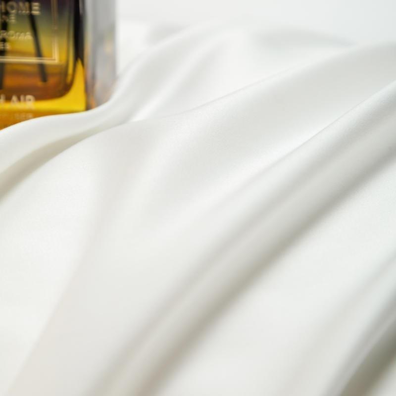Close-up of Juana Duvet Cover Set 1000TC (Egyptian Cotton) in a white solid pattern