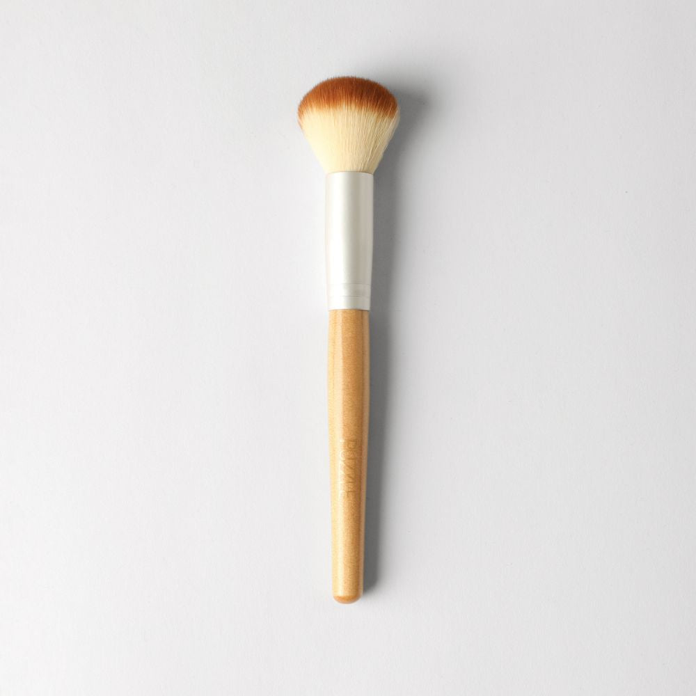 Vegan eco-friendly Blush, Bronzer and Highlighter Brush with soft bristles for smooth application and professional blending.