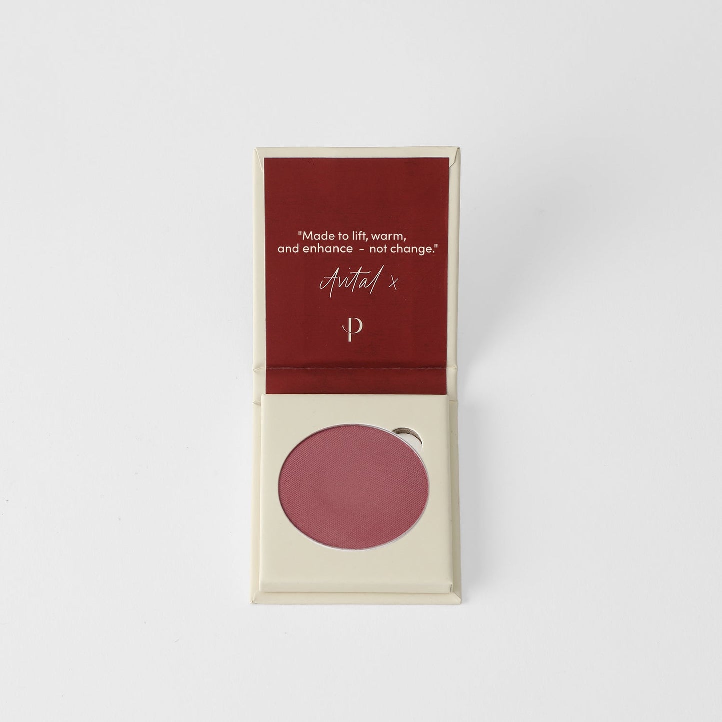 Blush vegan blush with magnetic palette compatibility and variety of shades for all skin tones.