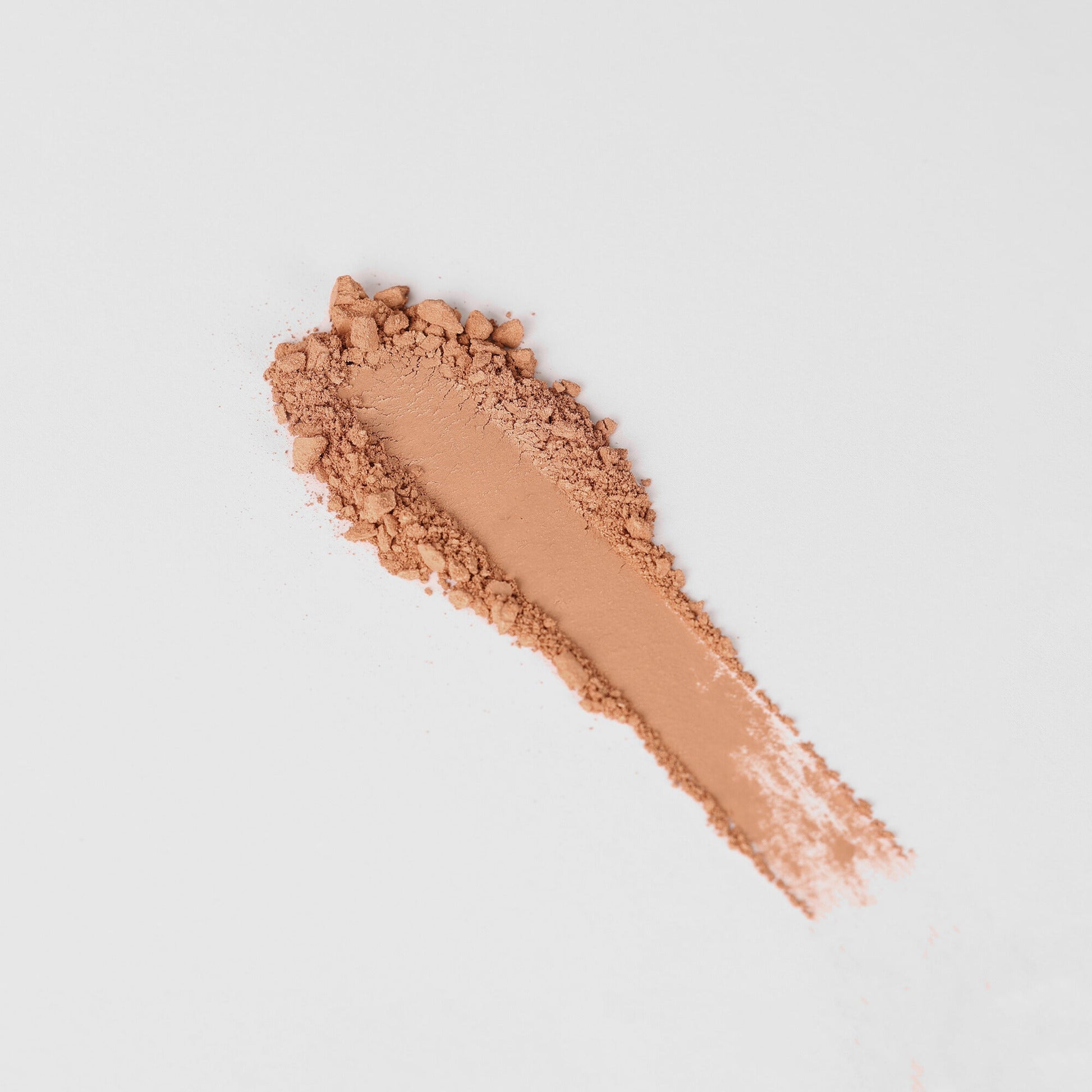 Vegan bronzer with matte finish for a natural sun-kissed glow, designed for easy blending into your Magnetic Palette.