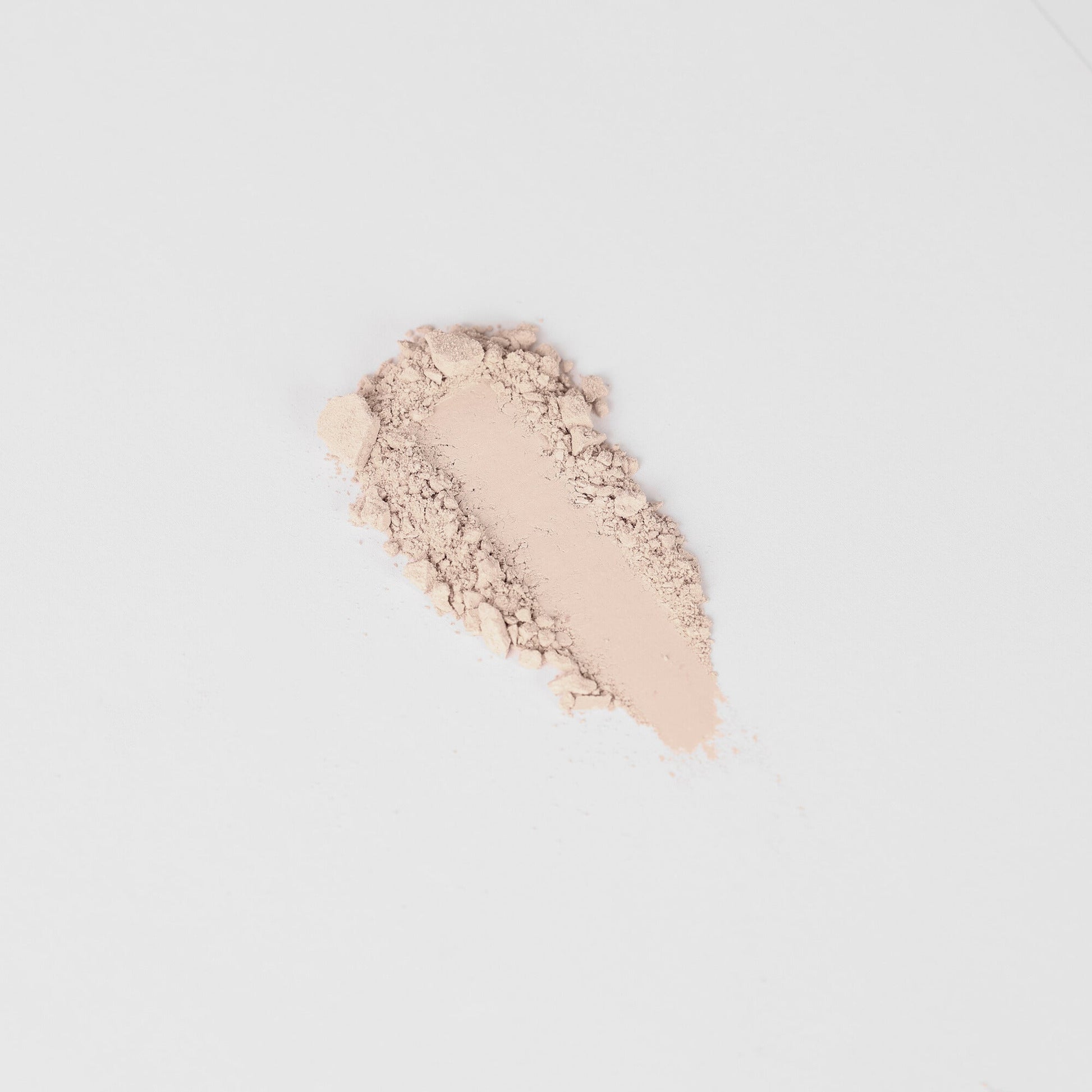 Face Powder: Vegan pressed powder for long-lasting coverage and seamless blending. Lightweight and perfect for any magnetic palette.