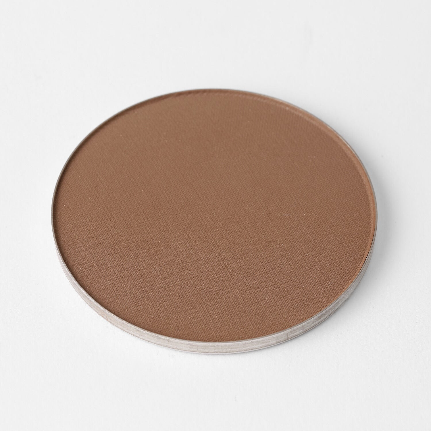 Face Powder - Vegan pressed powder for long-lasting, flawless coverage in a magnetic pan, perfect for all-day wear.