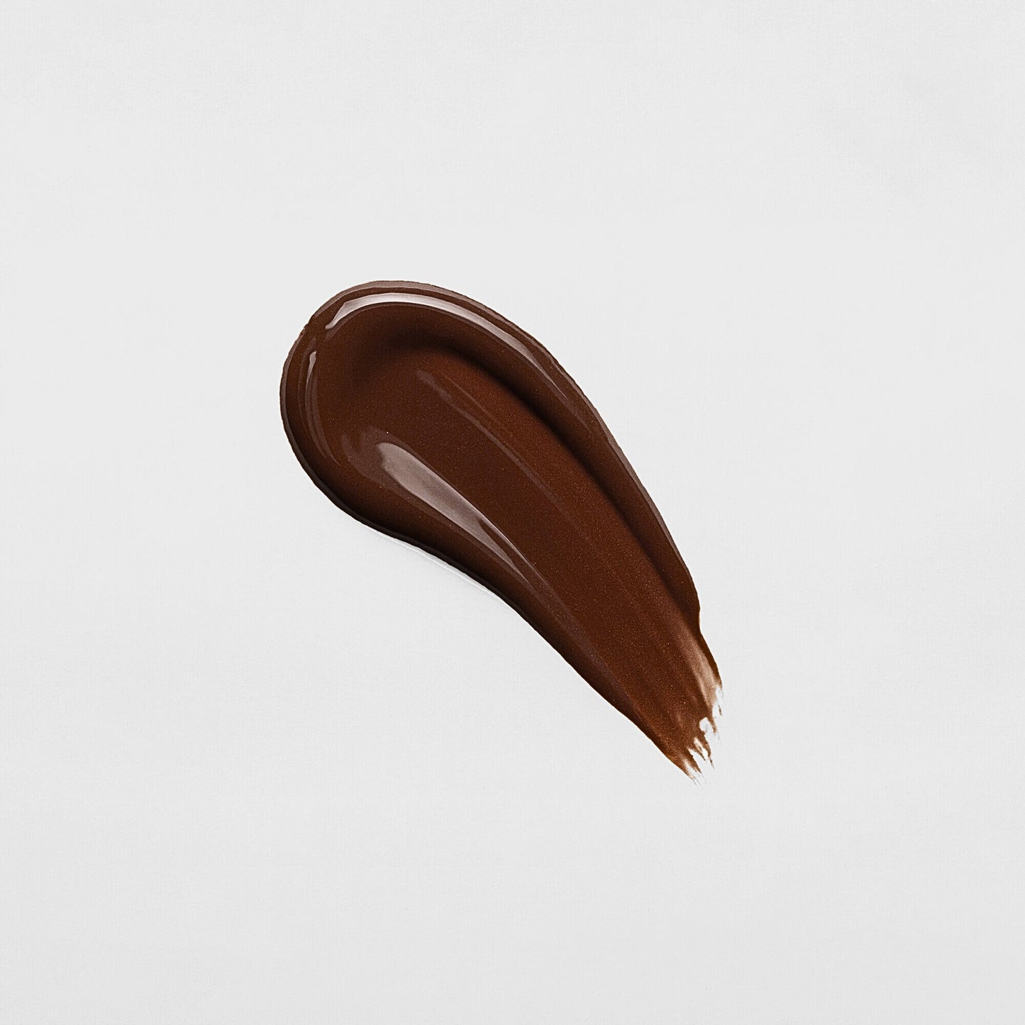 Lip Gloss Wand swipe showcasing high-shine texture and dimensional glow