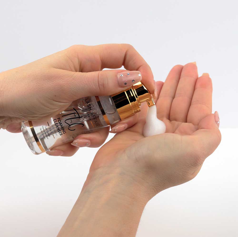 Applying TLC | Tea Tree 3-in-1 Eyelash Extension Cleaner for lash care and antibacterial protection.