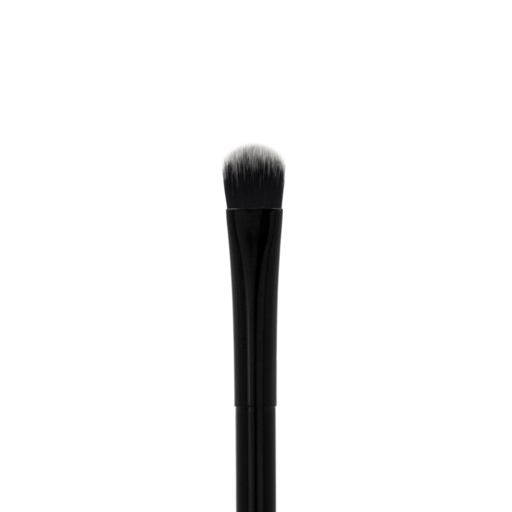 Oval Shadow Brush - GT10, synthetic vegan brush for eyelid contour and detail