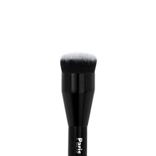 Deluxe Buffer Brush - GT19 for buffing and blending foundation perfectly. Essential makeup tool with soft bristles.